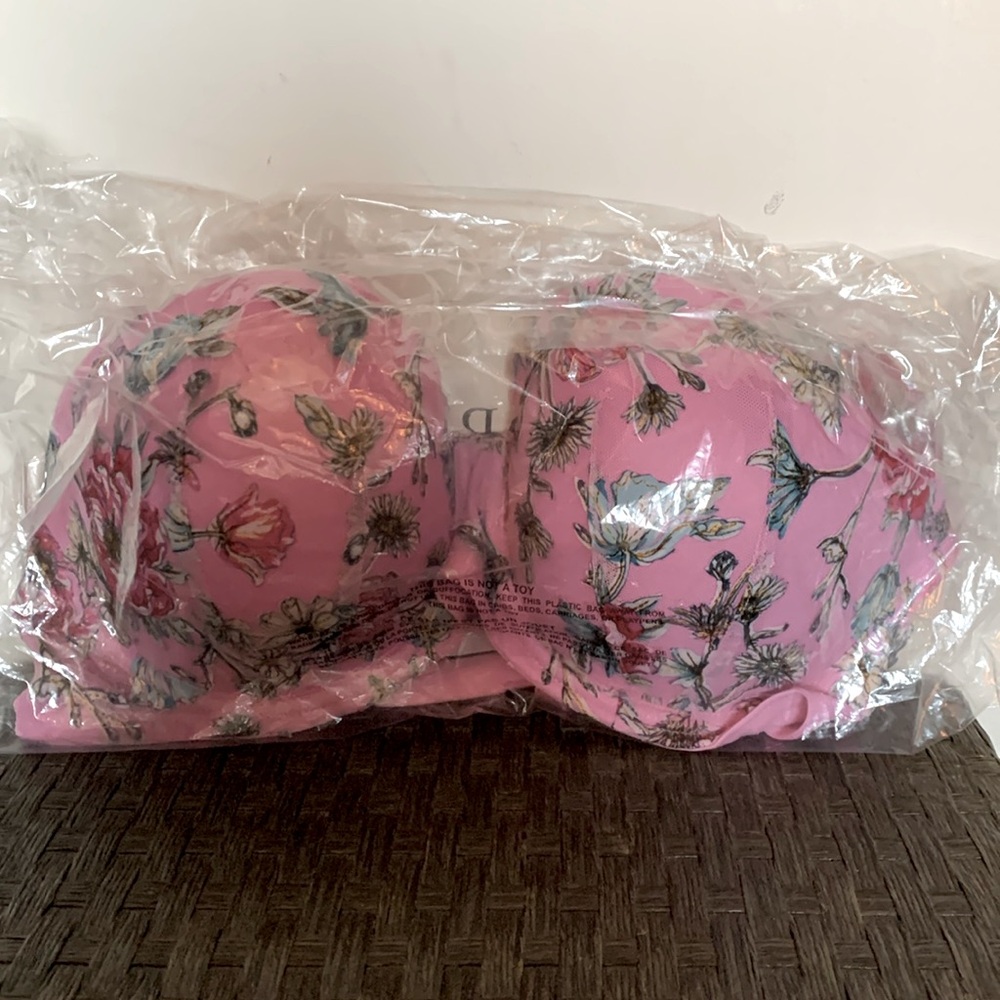 Victoria’s Secret bra